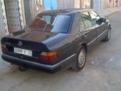 Mercedes 250 D de 1989 - 250000 Km - Laayoune